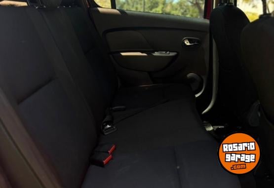 Autos - Renault Sandero 2015 Nafta 200000Km - En Venta