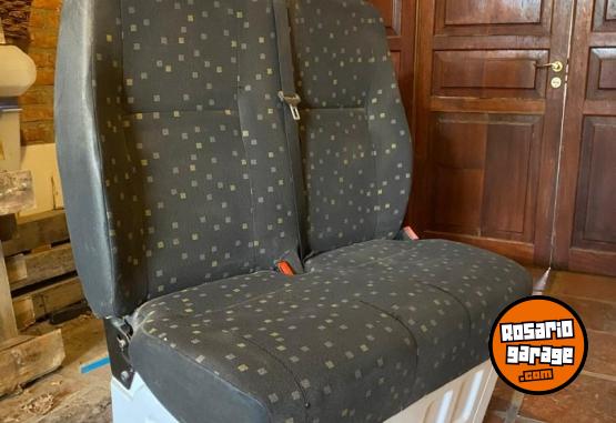 Accesorios para Autos - Butaca doble Sprinter 415 año 2013 - En Venta