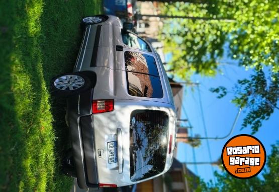 Utilitarios - Peugeot Partner Patagónica 155 2019 Nafta 170000Km - En Venta