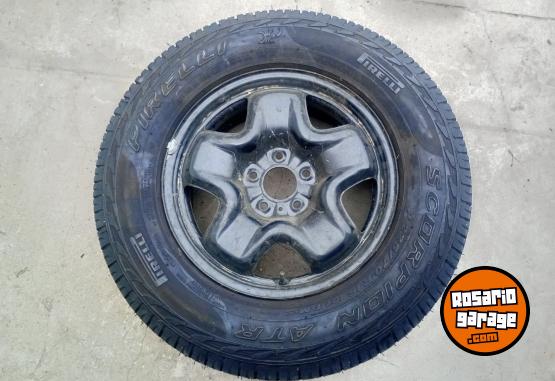 Accesorios para Autos - Liquido CUBIERTA PIRELLI NUEVA sin rodar - En Venta