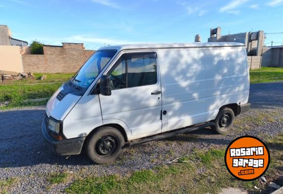 Utilitarios - Renault TRAFIC 1995 Diesel 1Km - En Venta