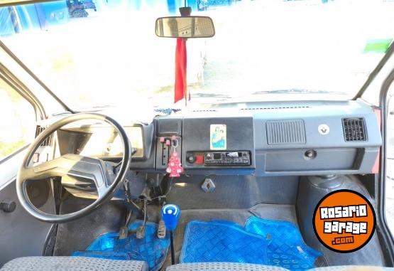 Utilitarios - Renault TRAFIC 1995 Diesel 1Km - En Venta