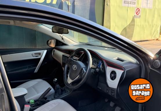 Autos - Toyota Corolla 2017 Nafta 136000Km - En Venta