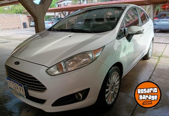 Autos - Ford Fiesta kinetic SE plus 2016 Nafta 74500Km - En Venta