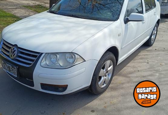 Autos - Volkswagen BORA 2011 Nafta 175000Km - En Venta