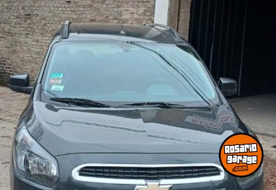 Autos - Chevrolet Spin lt 5 asientos 2016 Nafta 120000Km - En Venta