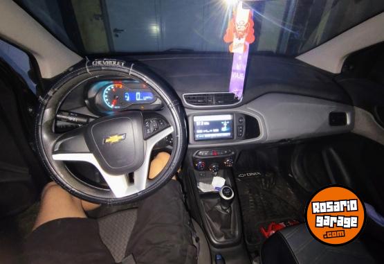 Autos - Chevrolet Onix LT 2017 Nafta 200000Km - En Venta