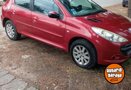 Autos - Peugeot 207 COMPACT 2010 Nafta 165000Km - En Venta