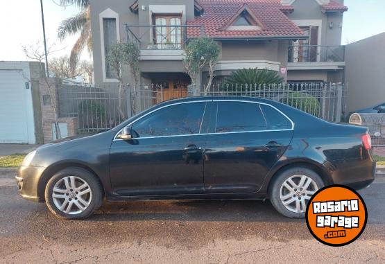Autos - Volkswagen Vento 2010 Nafta 270000Km - En Venta