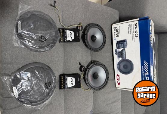 Accesorios para Autos - Vendo parlantes. - En Venta