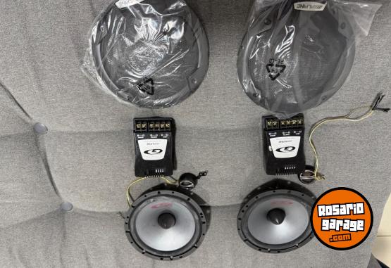 Accesorios para Autos - Vendo parlantes. - En Venta