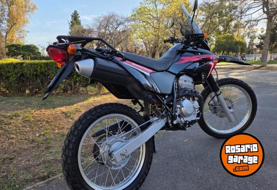 Motos - Honda Xr Tornado 250 2020 Nafta 12200Km - En Venta