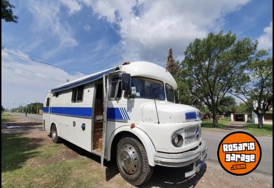 Camiones y Grúas - Motorhome Mercedes Benz 1112 - En Venta