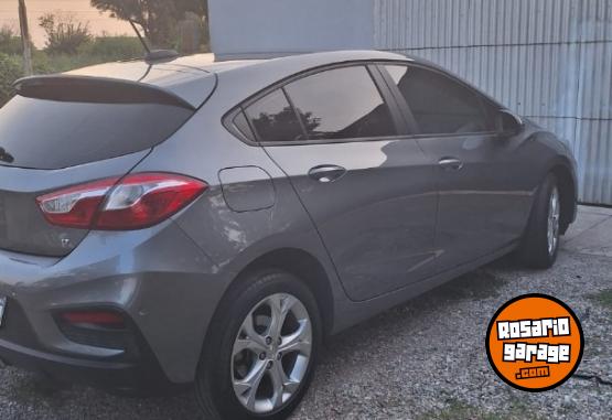 Autos - Chevrolet Cruze 2022 Nafta 83000Km - En Venta