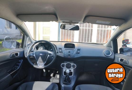 Autos - Ford Fiesta 2015 Nafta 99650Km - En Venta