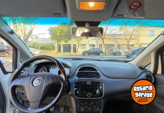 Autos - Fiat Punto Attractive 2013 Nafta 145000Km - En Venta