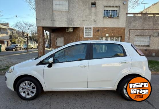 Autos - Fiat Punto Attractive 2013 Nafta 145000Km - En Venta