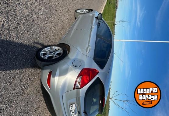 Autos - Ford Ford fiesta kinetic S plu 2017 Nafta 146000Km - En Venta