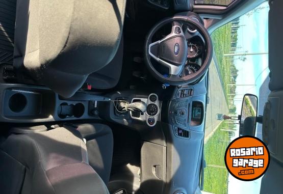 Autos - Ford Ford fiesta kinetic S plu 2017 Nafta 146000Km - En Venta