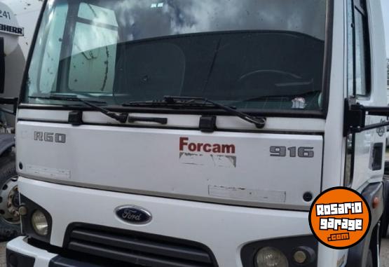 Camiones y Grúas - Camion Ford Cargo 916 - En Venta
