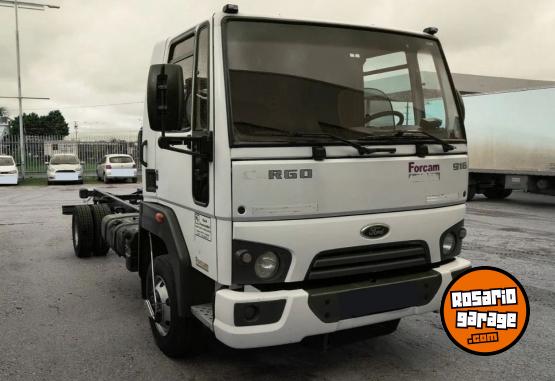 Camiones y Grúas - Camion Ford Cargo 916 - En Venta