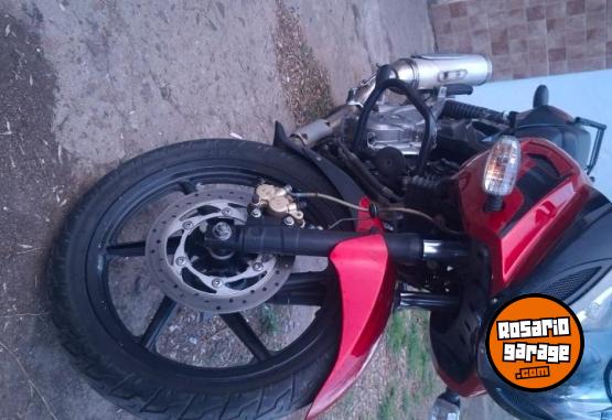 Motos - Bajaj Rouser 220F 2012 Nafta 25000Km - En Venta