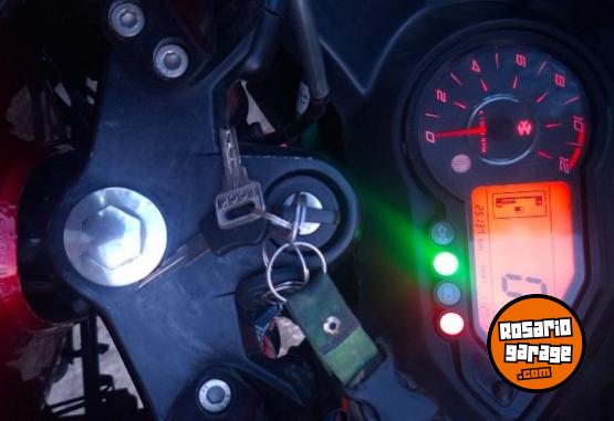 Motos - Bajaj Rouser 220F 2012 Nafta 25000Km - En Venta