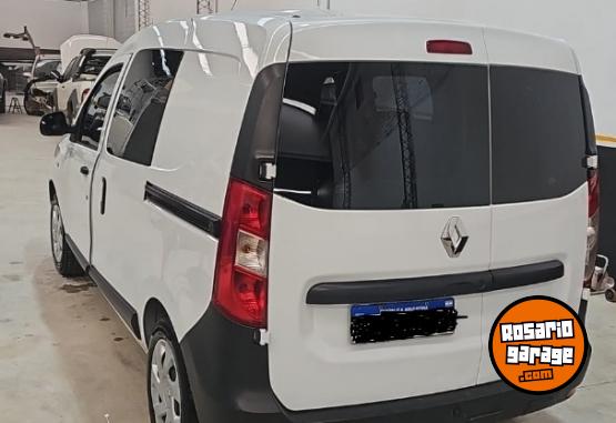 Utilitarios - Renault KANGOO CONFORD 1.6 2022 GNC 120000Km - En Venta
