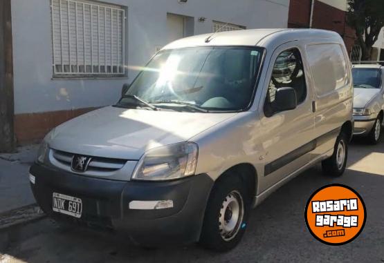 Utilitarios - Peugeot Partner HDI 1.6 2013 Diesel 264000Km - En Venta