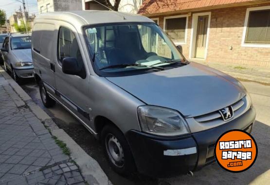 Utilitarios - Peugeot Partner HDI 1.6 2013 Diesel 264000Km - En Venta