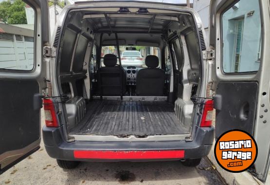 Utilitarios - Peugeot Partner HDI 1.6 2013 Diesel 264000Km - En Venta