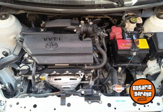 Autos - Toyota Etios 2016 Nafta 128000Km - En Venta