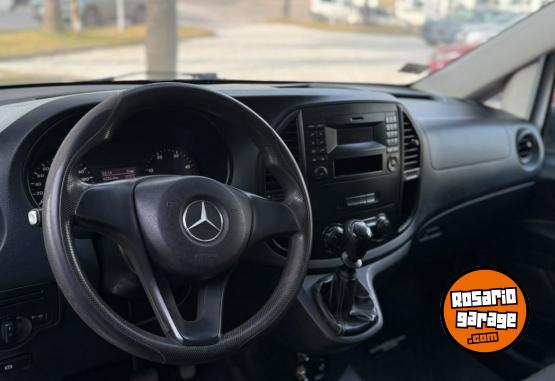 Utilitarios - Mercedes Benz VITO 111CDI FURGON E/FRI0 2017 Diesel  - En Venta
