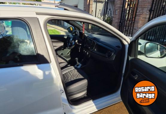 Camionetas - Fiat STRADA VOLCANO 1.3 CD 2021 Nafta 7600Km - En Venta