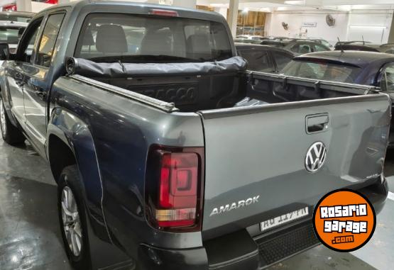 Camionetas - Volkswagen AMAROK COMFORTLINE 4X2 AT 2023 Diesel 89000Km - En Venta