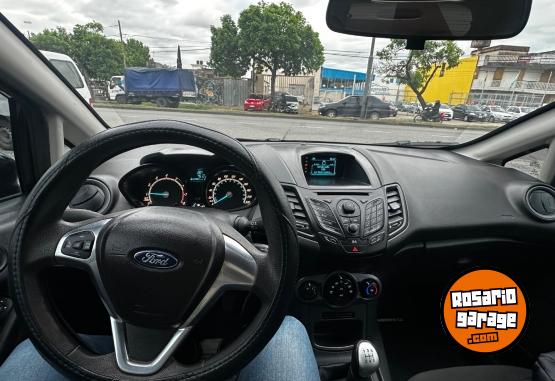 Autos - Ford Fiesta 2014 Nafta 160000Km - En Venta