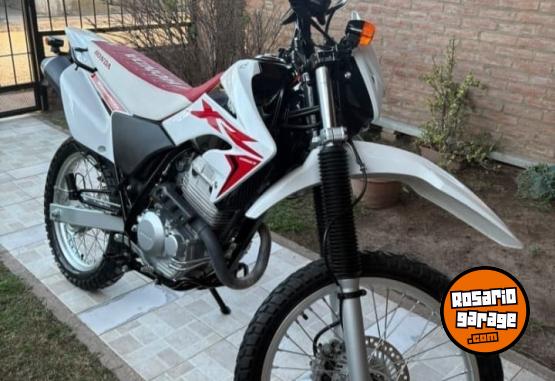 Motos - Honda Xr 2023 Nafta 4900Km - En Venta