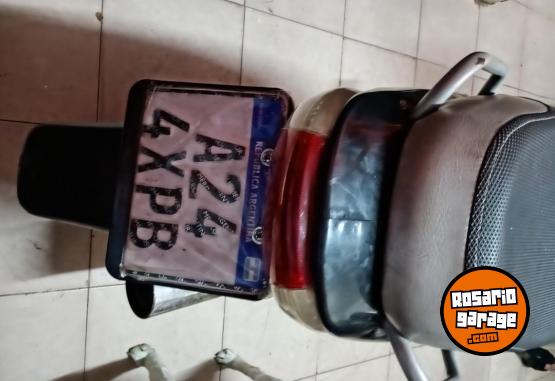 Motos - Motomel Blitz 2025 Nafta 5000Km - En Venta