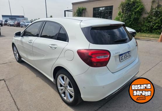 Autos - Mercedes Benz A200 Urban 2018 Nafta 87500Km - En Venta