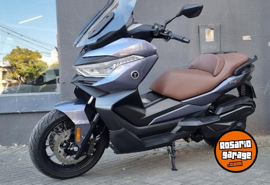 Motos - Voge SR4 MAX 2025 Nafta 3400Km - En Venta