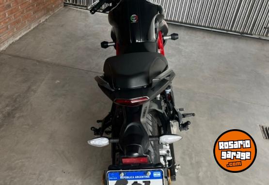 Motos - Benelli tnt 302s 2021 Nafta 15000Km - En Venta
