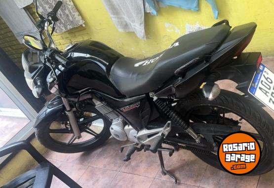 Motos - Honda New titan 2018 Nafta 32Km - En Venta