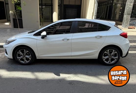Autos - Chevrolet Cruze Premier 2022 Nafta 32000Km - En Venta