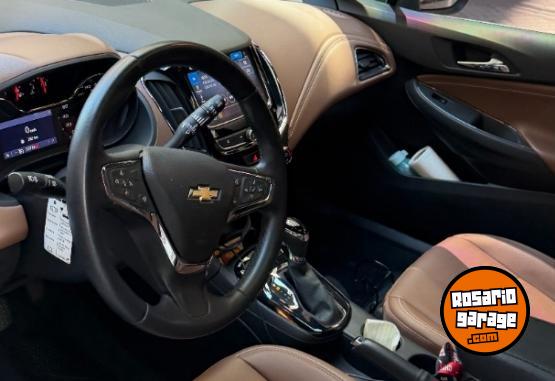 Autos - Chevrolet Cruze Premier 2022 Nafta 32000Km - En Venta