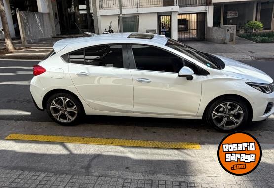 Autos - Chevrolet Cruze Premier 2022 Nafta 32000Km - En Venta