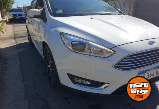 Autos - Ford Focus 2017 Nafta 67000Km - En Venta