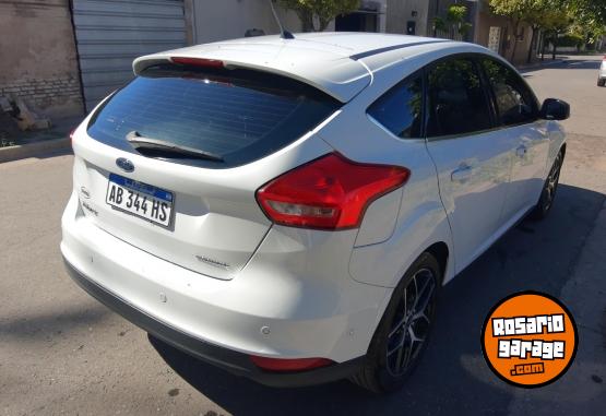 Autos - Ford Focus 2017 Nafta 67000Km - En Venta
