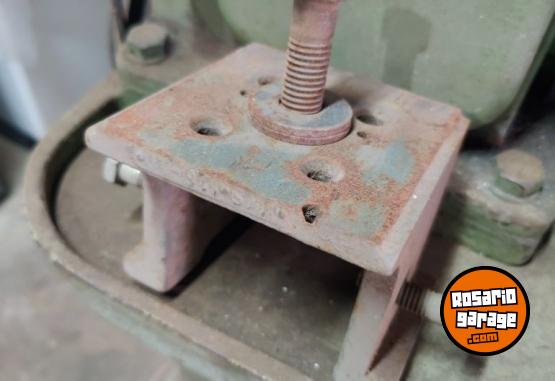 Otros - Fresadora Horizontal Industrial con morsa - En Venta
