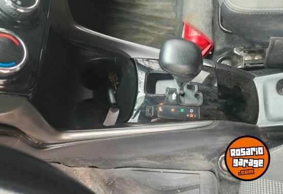 Autos - Toyota YARIS XS 2025 Nafta 43000Km - En Venta