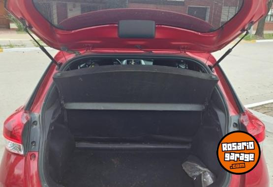 Autos - Toyota YARIS XS 2025 Nafta 43000Km - En Venta
